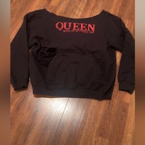 Off the shoulder crew neck